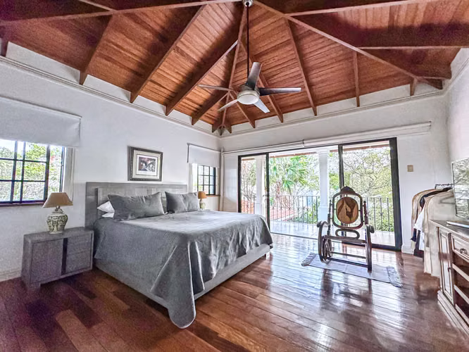 Casa Palm Gardens | 3 Properties | Santa Ana Suburban Living - Imagen 17