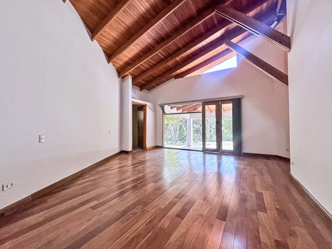 Casa Balinese in Jaboncillos | Large Home & Yard | Escazu Suburban Living - Imagen 13