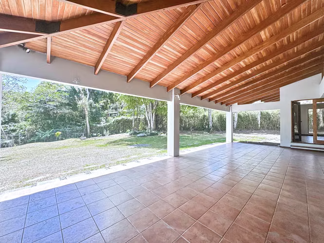 Casa Balinese in Jaboncillos | Large Home & Yard | Escazu Suburban Living - Imagen 6