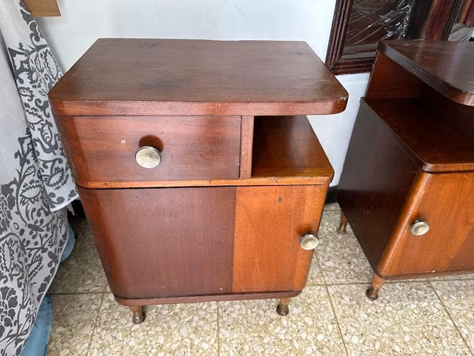 Dos Mesas Rústicas