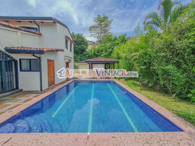HOUSE WITH OWN POOL AND VIEW WITH 1.735 M2 OF LOT IN SANTA ANA PIEDADES