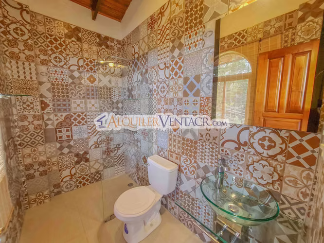 CASA CON PISCINA PROPIA Y VISTA CON 1.735 M2 DE LOTE EN SANTA ANA PIEDADES - Imagen 18