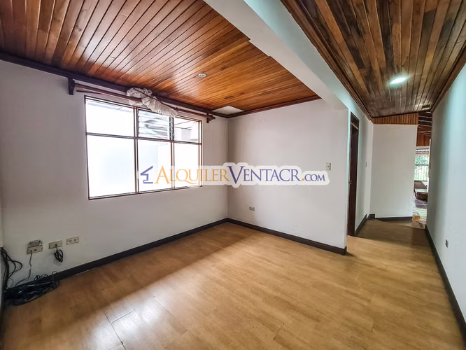 CASA DE UN NIVEL DE 479 M2 CON 984 M2 LOTE EN JABONCILLOS ESCAZU - Imagen 14