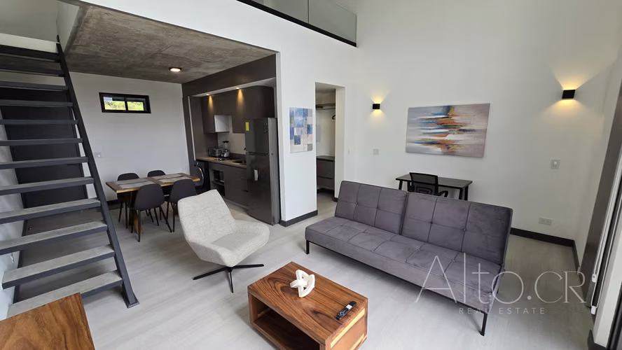 EXCLUSIVE FURNISHED - 124; WELLS - 124; SPECTACULAR VIEW