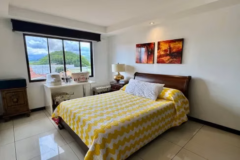 Casa de 2 Plantas en Residencial, Santa Ana centro - Imagen 18