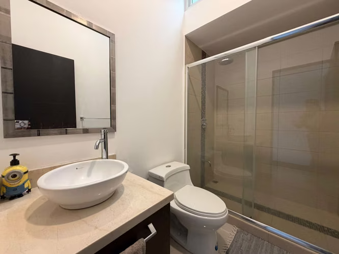 Casa de estilo moderno en Guachipelin de Escazu - Imagen 5