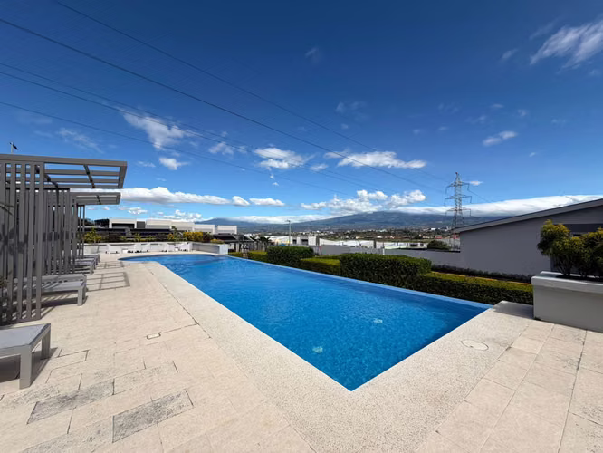 Casa de estilo moderno en Guachipelin de Escazu - Imagen 18