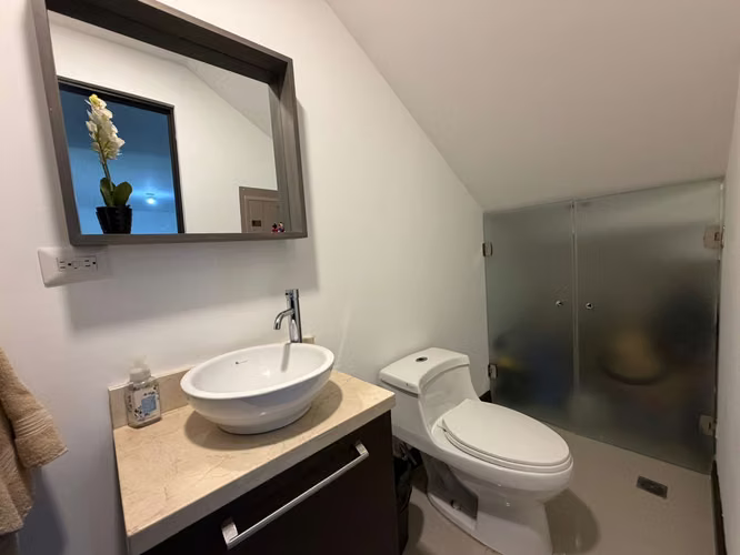 Casa de estilo moderno en Guachipelin de Escazu - Imagen 6