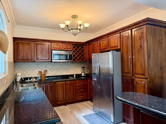 Vende/Alquila condominio en Pacific Sun, Jacó, Garabito (MV)