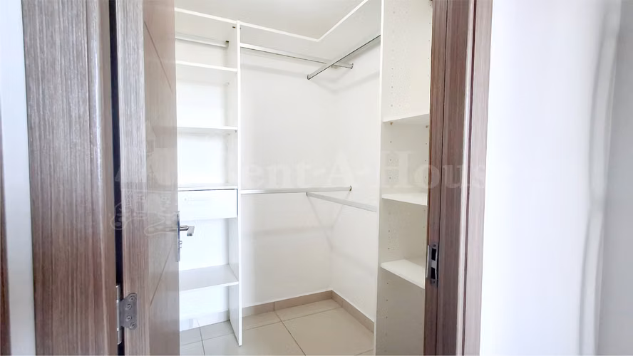 Alquiler de Apartamento en Condominio Bambú Rivera - Imagen 6