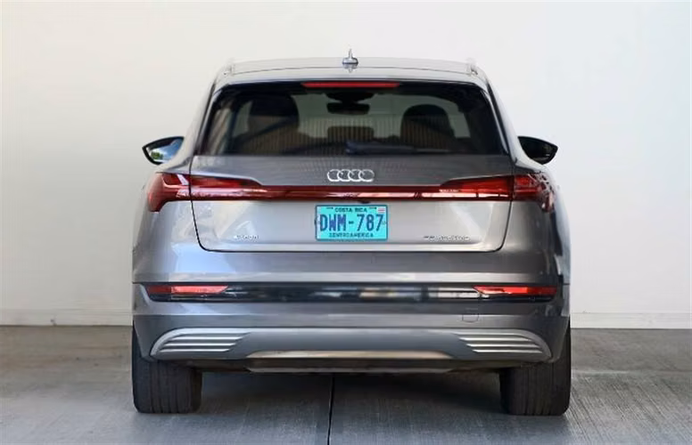 AUDI E-TRON 2022 AUTOMÁTICA ELÉCTRICO GRIS
