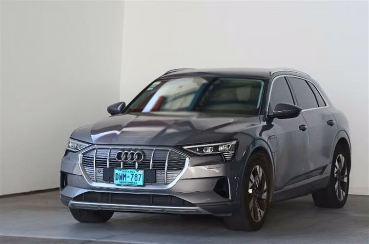 AUDI E-TRON 2022 AUTOMÁTICA ELÉCTRICO GRIS