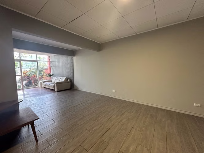 Alquiler de Casa en Sabana Oeste con Jardín + Oficina | Cerca UCIMED | Segura ID27231 - Imagen 4