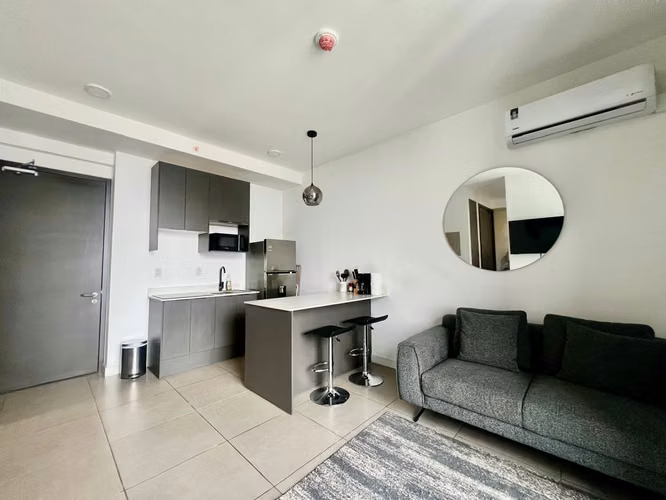 Estudio Amoblado en Alquiler en Barrio Escalante – 34m² - Imagen 2