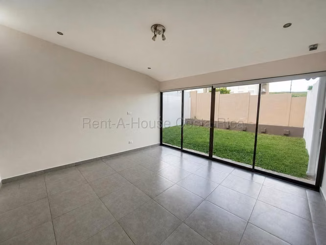 Venta de Casa en Condominio Terrafe San Francisco Heredia - Imagen 7