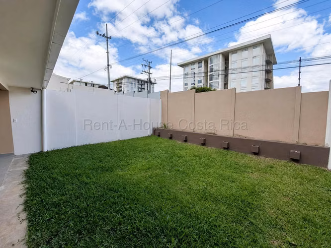Venta de Casa en Condominio Terrafe San Francisco Heredia - Imagen 11