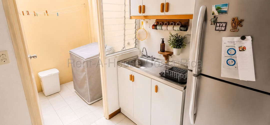 Venta de Casa en Mercedes Montes de Oca en residencial - Imagen 13