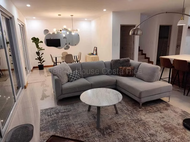 Venta de Casa en ULLOA-Heredia. 27-171 - Imagen 14