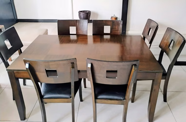 Juego de comedor de madera para 6 personas