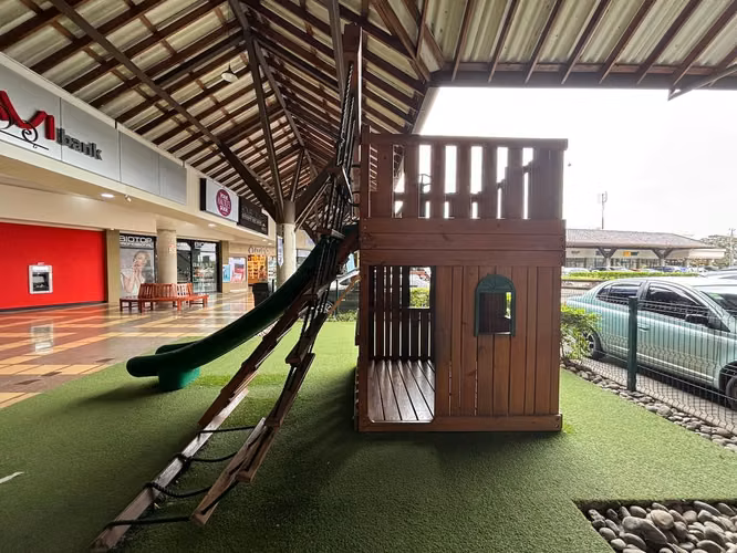 ALQUILER DE LOCAL EN PLAZA - SAN RAFEL ESCAZU - Imagen 5