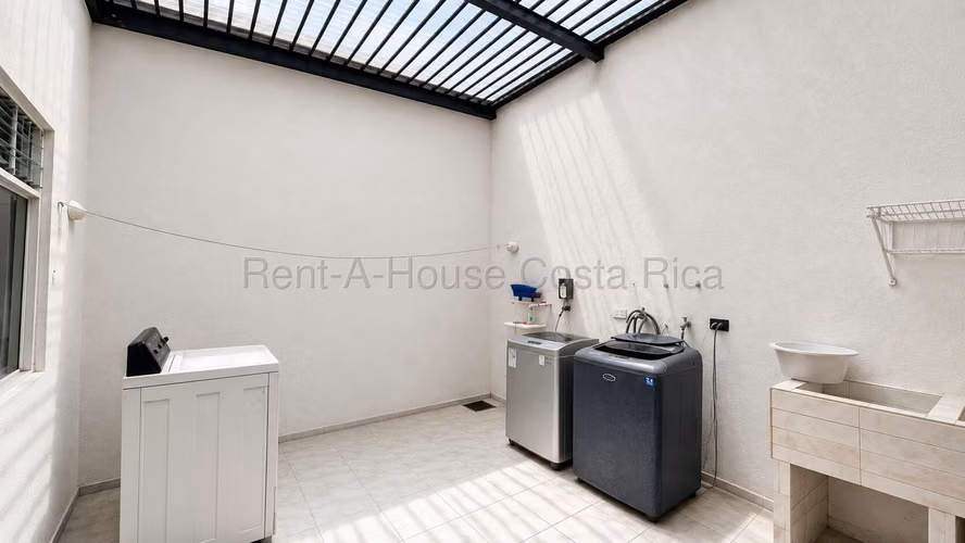 Venta de Casa en Lomas de Ayarco Curridabat - Imagen 12