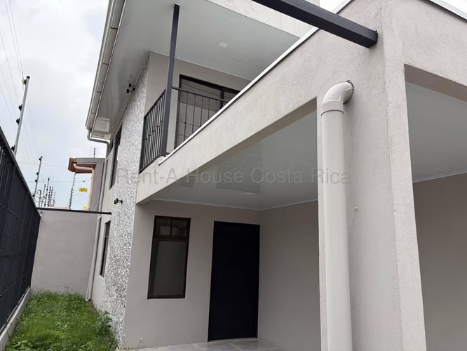 Venta de casa San Juan de Tibás. - Imagen 3