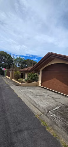Venta de casa en San Jose de la Montaña, Heredia. - Imagen 5