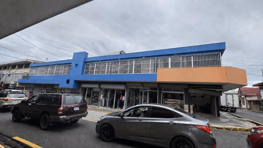 Amplia zona en alquiler en el centro de Heredia cerca del Mercado Central