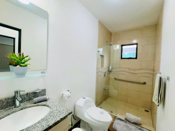 Two-Story Home for Rent with Private Pool in Loma Verde, Ta - Imagen 16