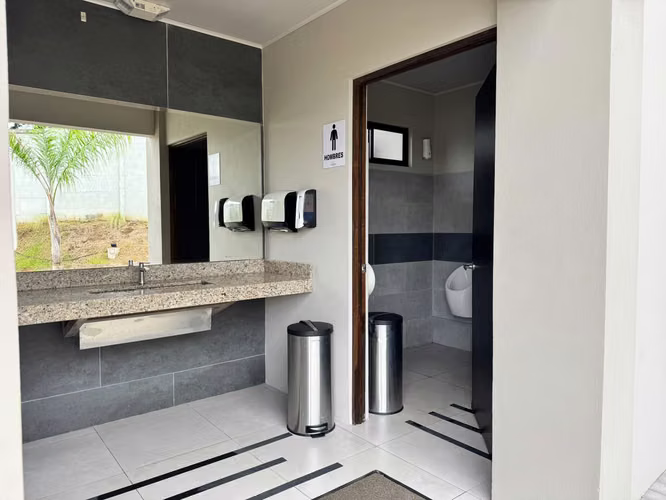 Casa moderna nueva en venta