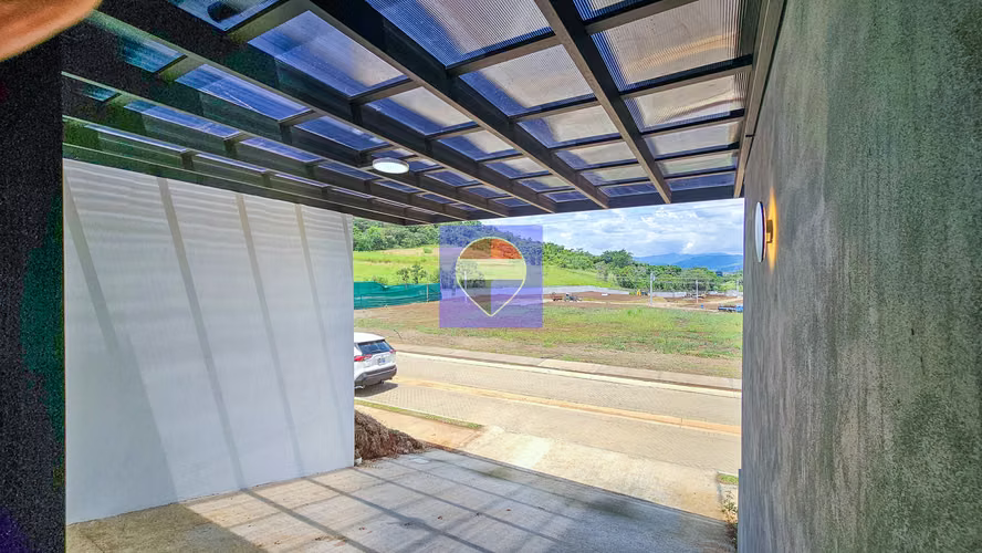 Casa moderna nueva en venta