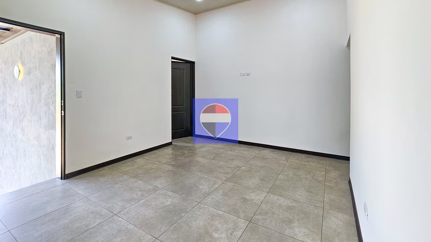 Casa moderna nueva en venta