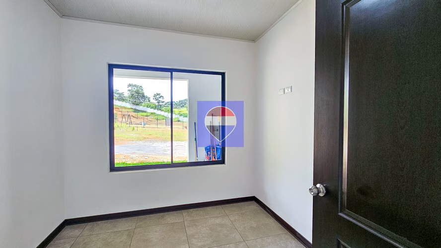 Casa moderna nueva en venta
