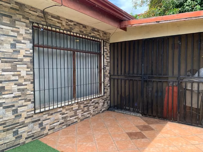 House for Sale in San Antonio de Escazú. RAH 27-253