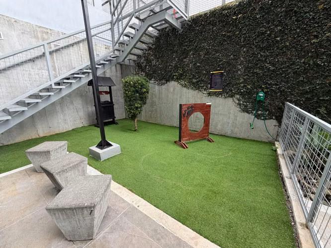 Estudio Moderno con PARQUEO TECHADO! Alquiler en Torre iFreses, Curridabat. - Imagen 18