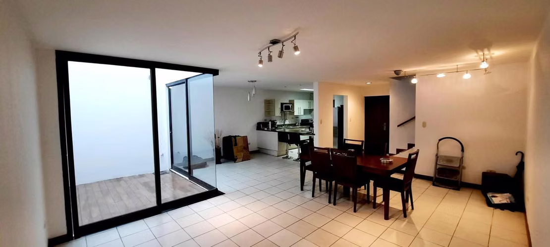 Venta de Casa en Escazú. RAH 25-1430