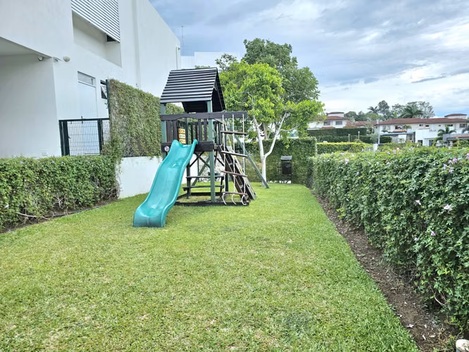 Apartamento Amueblado de Lujo - 2 Hab. - Terraza Privada - Guachipelín Norte - Imagen 18
