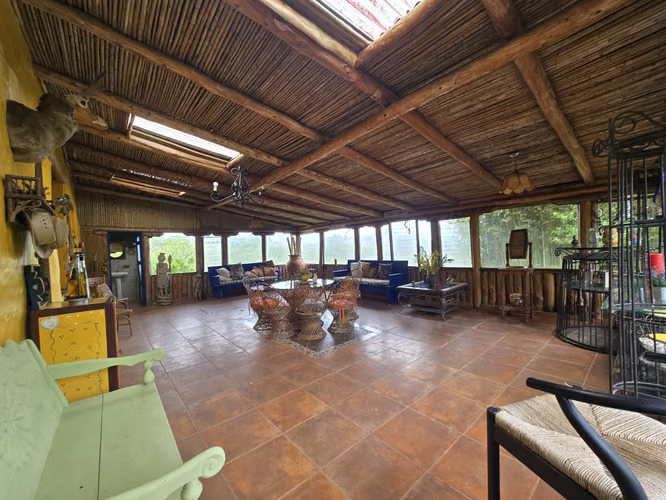 Finca con casa ideal para ECO TURISMO, San Isidro del Guarco, Cartago $1750