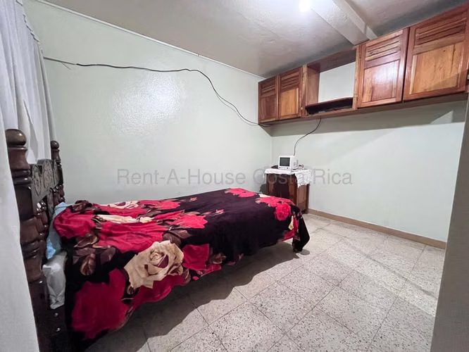 Venta de 2 Casas en San Pablo de Heredia. 27-42