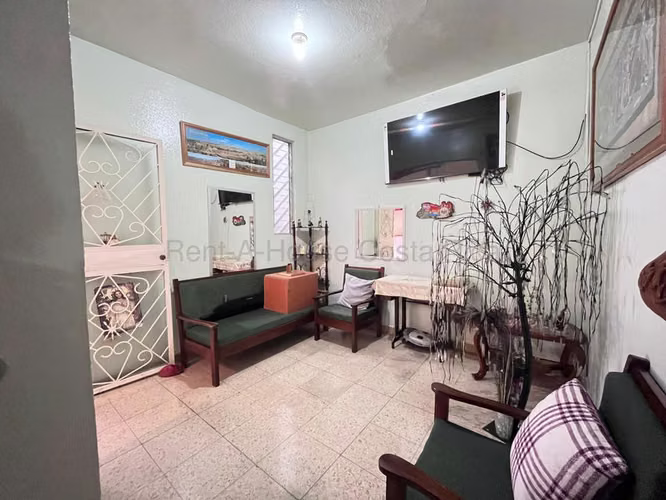 Venta de 2 Casas en San Pablo de Heredia. 27-42
