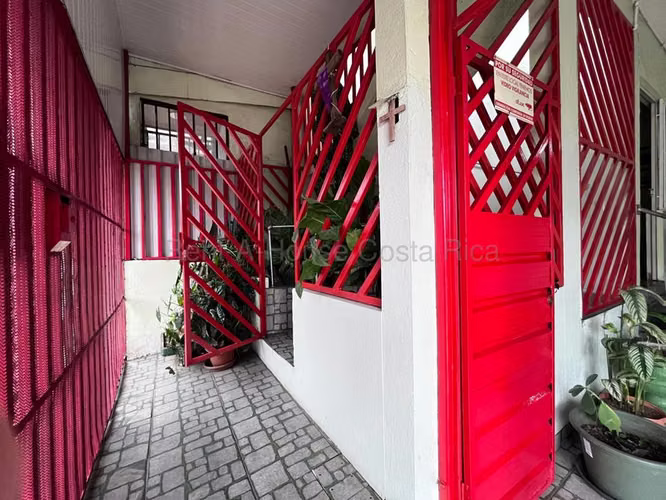 Venta de 2 Casas en San Pablo de Heredia. 27-42