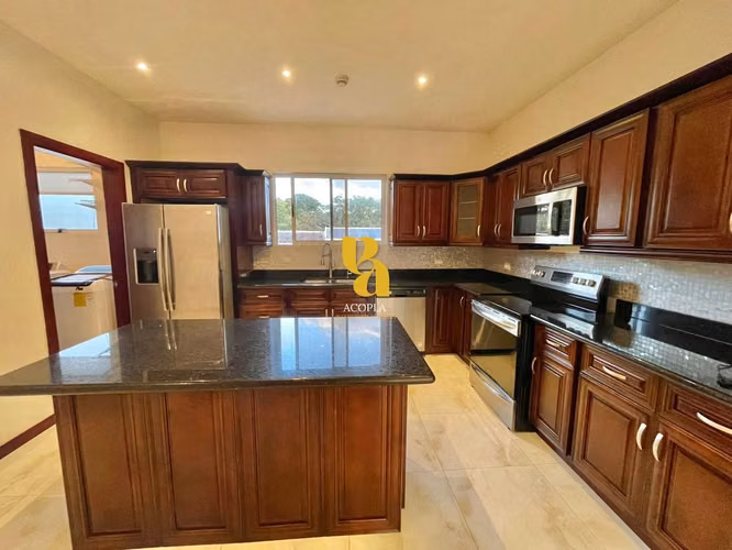Alquiler de apartamento amueblado en Escazú - Imagen 7
