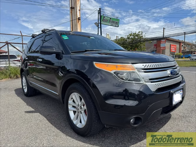 Ford Explorer XLT 4x4 2013