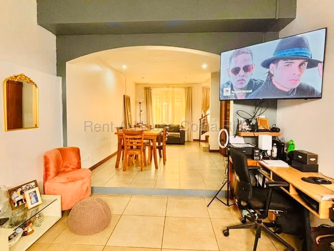 Venta de Casa en Condominio en Tirrases Curridabat