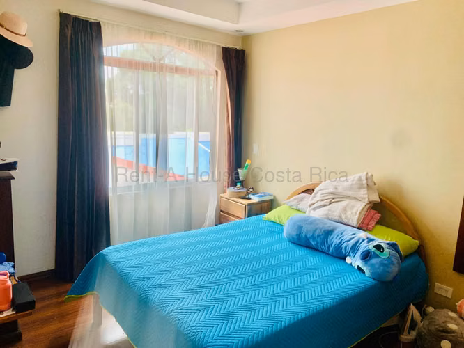 Venta de Casa en Condominio en Tirrases Curridabat