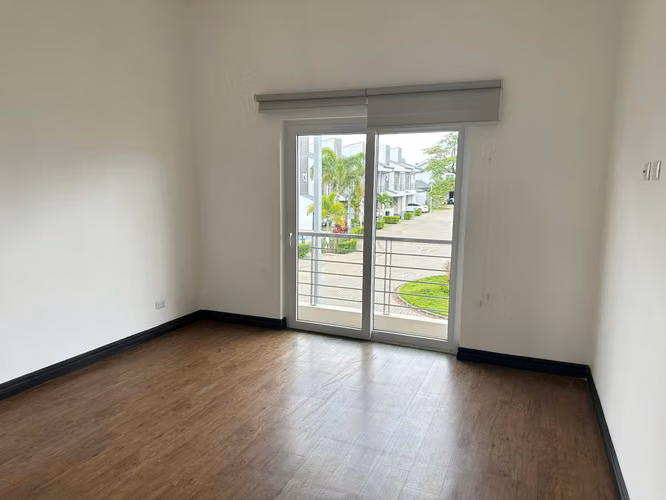 Condominio con amenidades en Guachipelín Norte $ 2000 + IVA - Imagen 7
