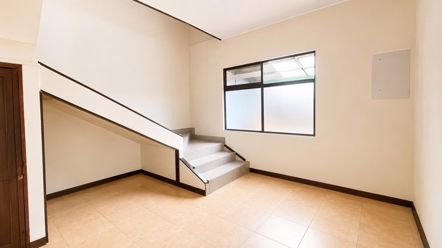 Casa en venta en Patarra de Desamparados - Imagen 8