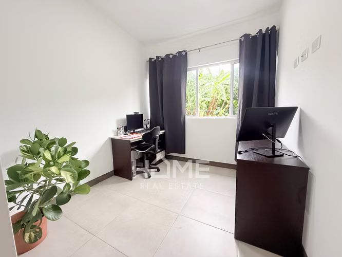 Alquiler de Casa con Jardín Amplio en ciudad Colón - Imagen 8