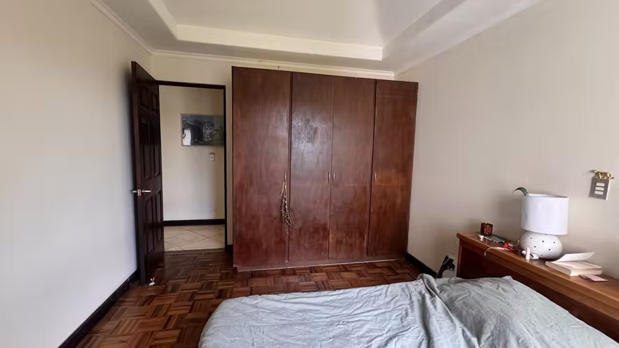Venta de apartamento en condominio en Escazú, ideal para inversión (AD)