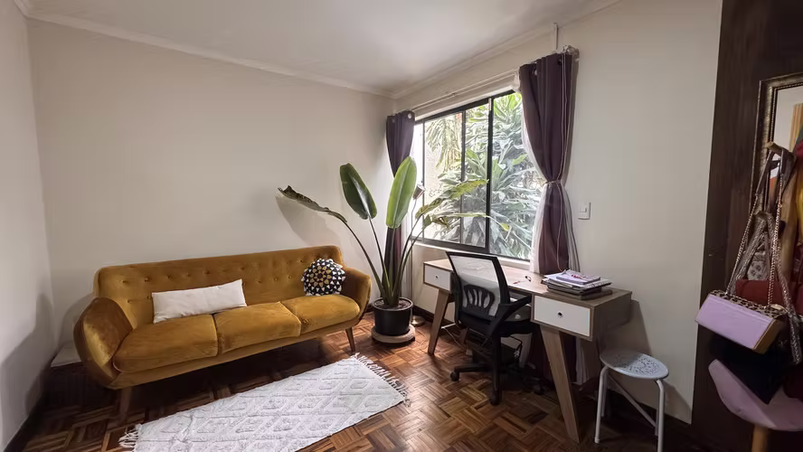 Venta de apartamento en condominio en Escazú, ideal para inversión (AD)